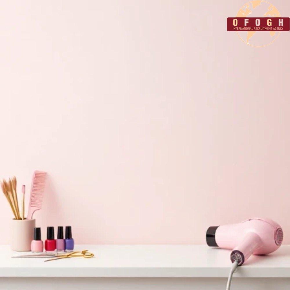 فرصت شغلی ناخن کار و هیر استایل | Nail Technician and Hair Stylist
